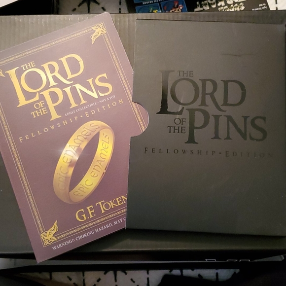 Lord of the Rings Pin - Picture 3 of 4